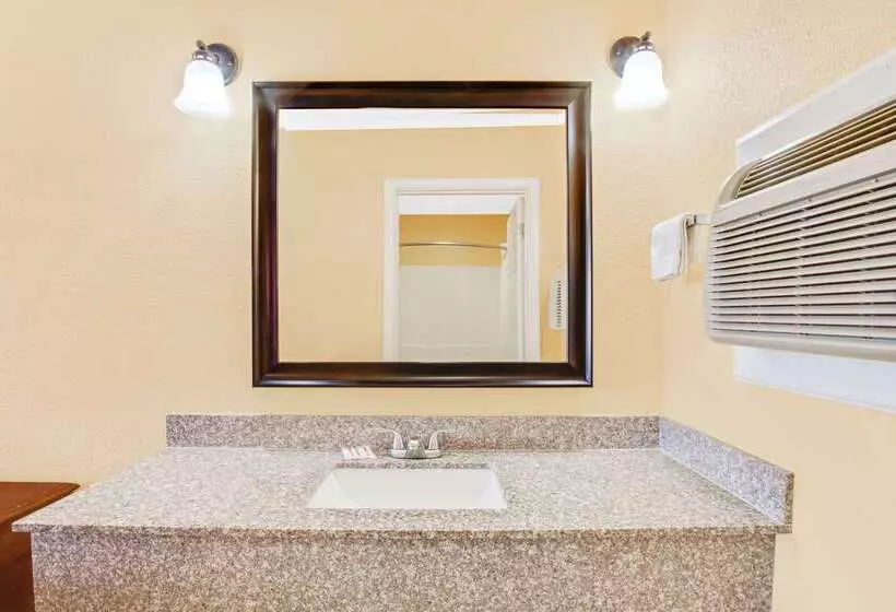 호텔 Knights Inn Paris