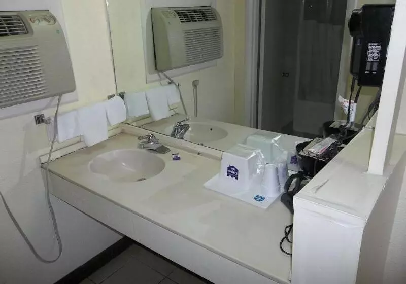 호텔 Knights Inn Paris