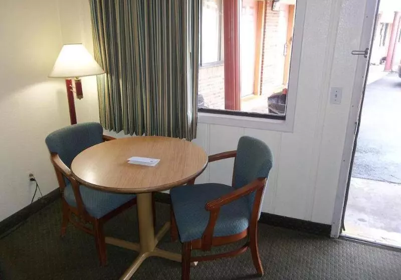 호텔 Knights Inn Paris