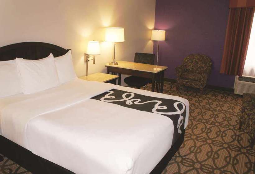 בית מלון כפרי La Quinta By Wyndham Springfield South