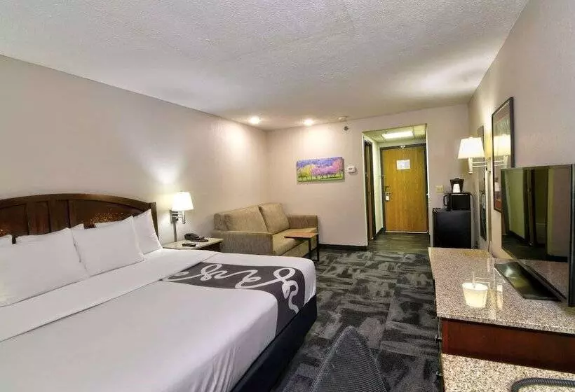 هتل La Quinta By Wyndham Springfield South