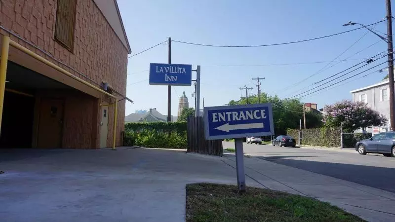 Отель La Villita Inn