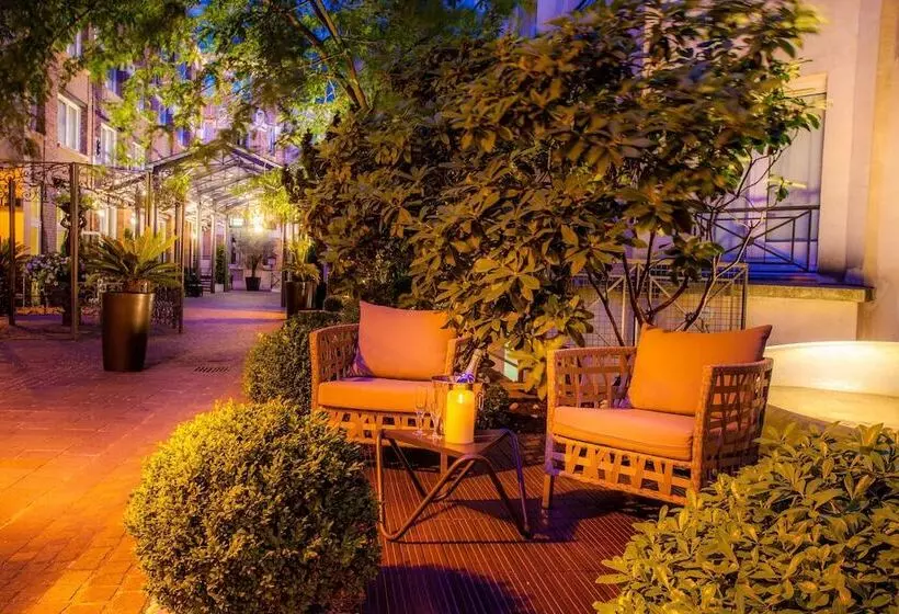 هتل Les Jardins Du Marais