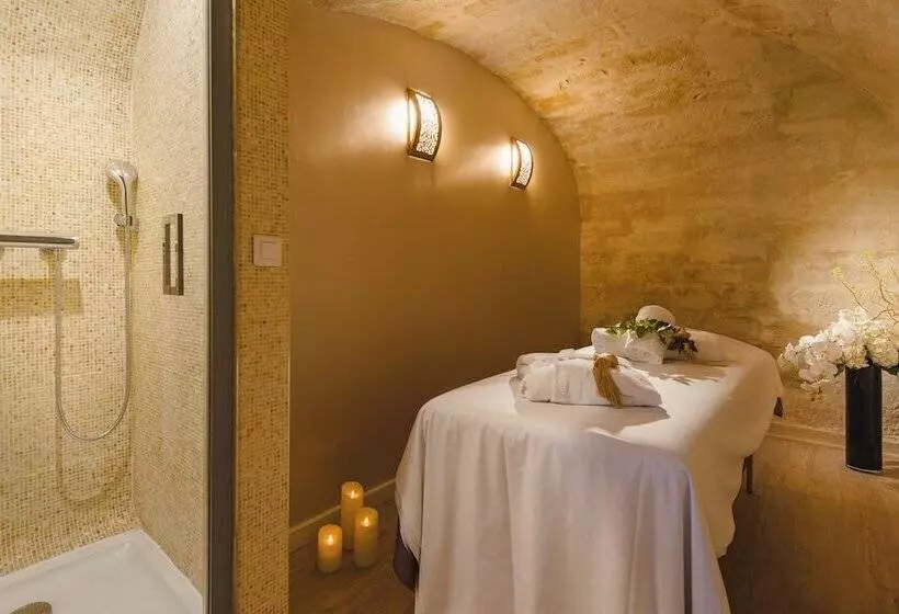 هتل Les Jardins Du Marais