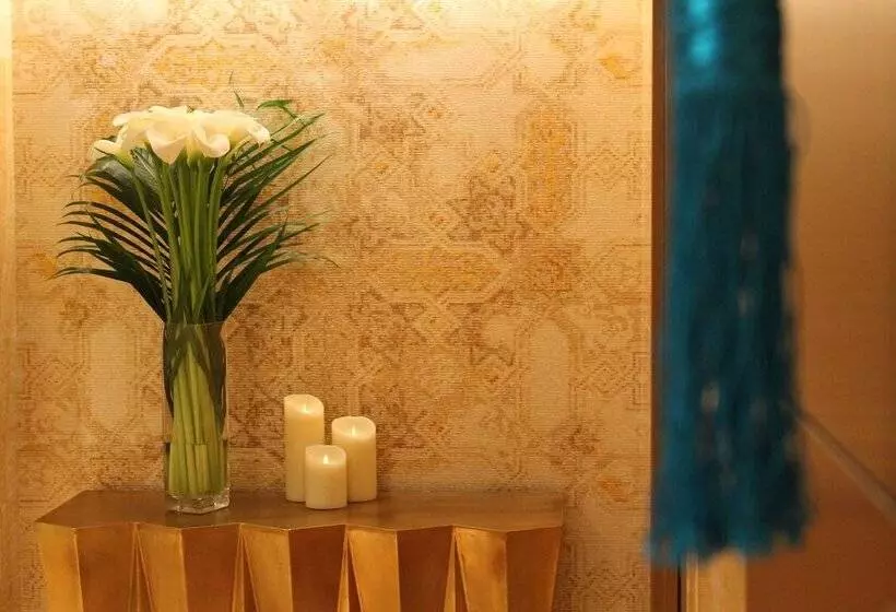 هتل Les Jardins Du Marais