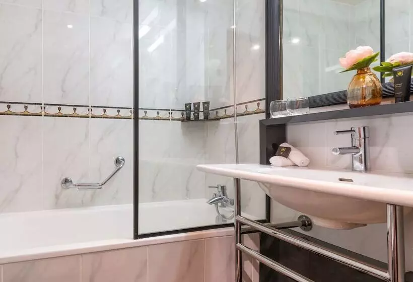 هتل Les Jardins Du Marais