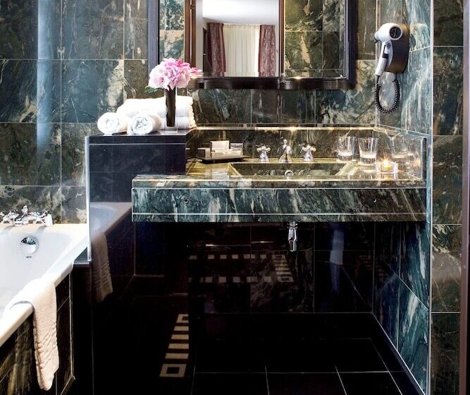 هتل Les Jardins Du Marais