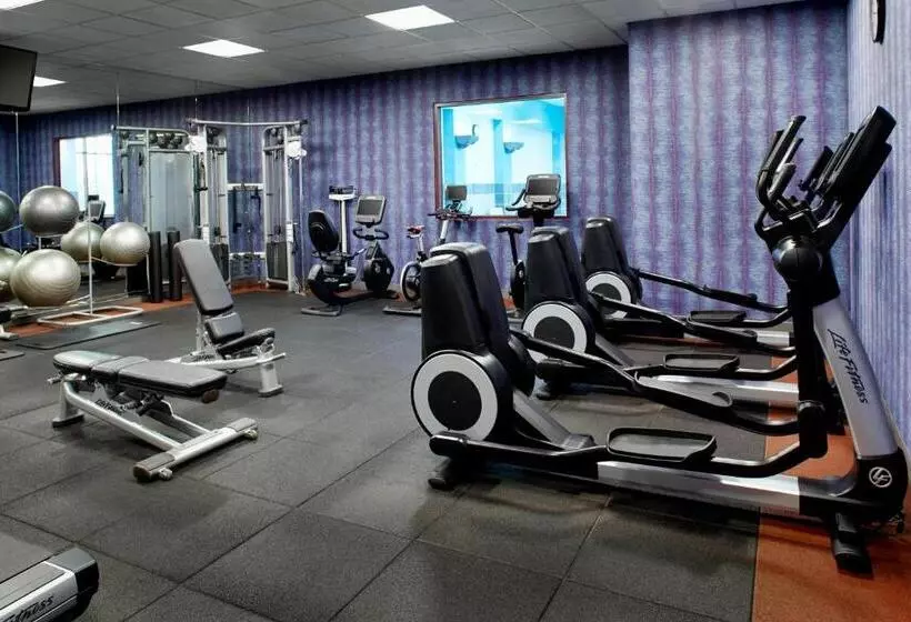 فندق Marriott Cincinnati North