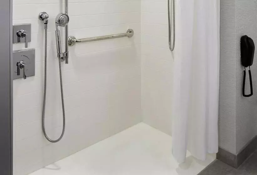 فندق Marriott Cincinnati North