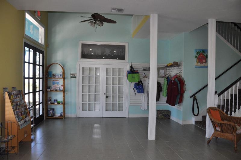 هتل Plantation Suites And Conference Center