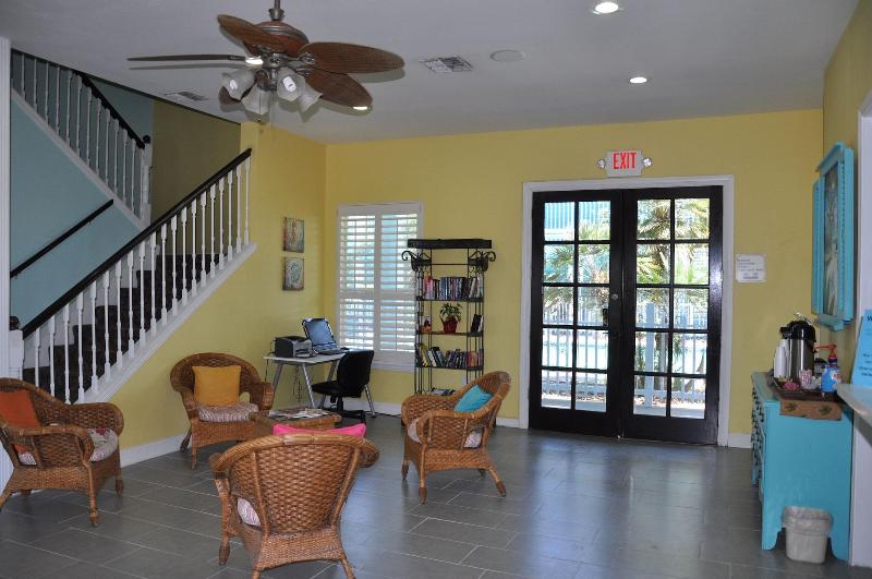 هتل Plantation Suites And Conference Center