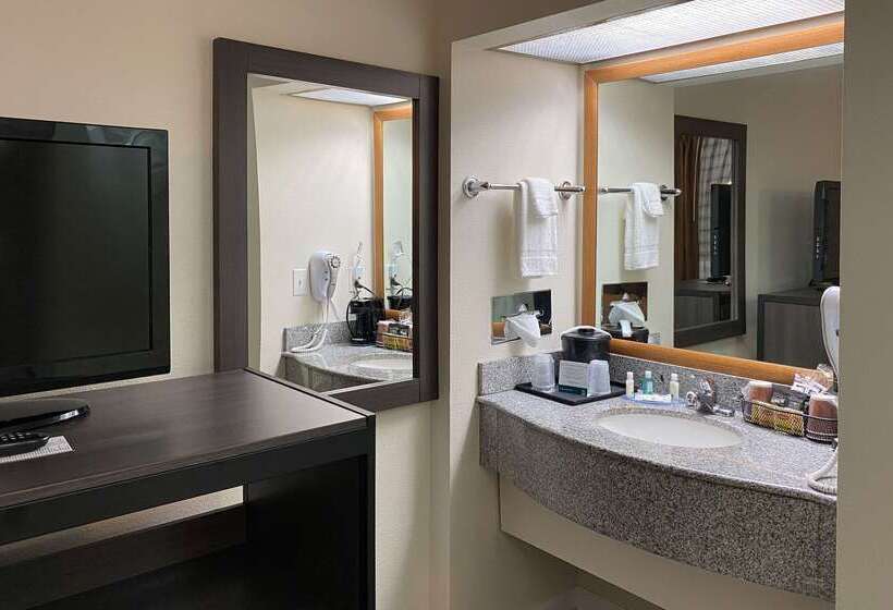 Otel Quality Inn Branson  Hwy 76 Central