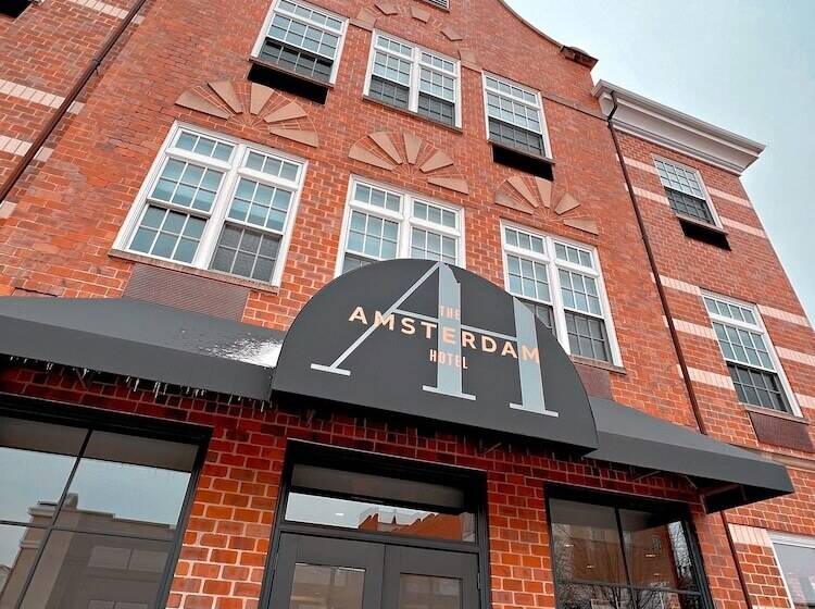 Отель Royal Amsterdam