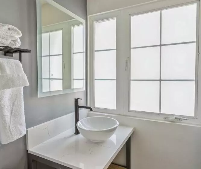 Kasa Niche Hotel Redwood City