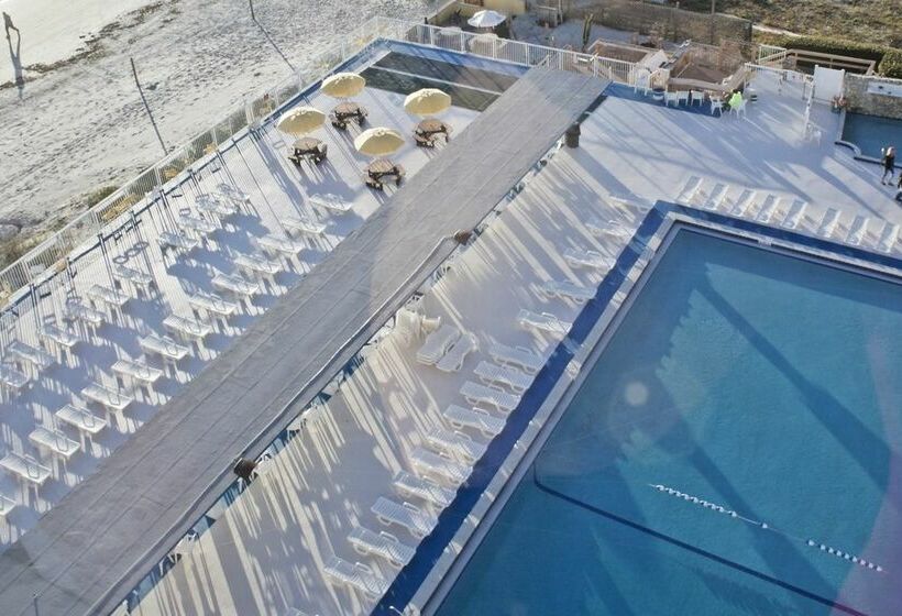 فندق The Suites At Americano Beach