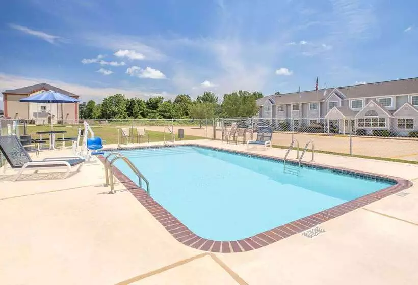 Microtel Inn By Wyndham Broken Bow