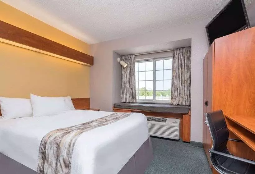 Microtel Inn & Suites By Wyndham New Ulm