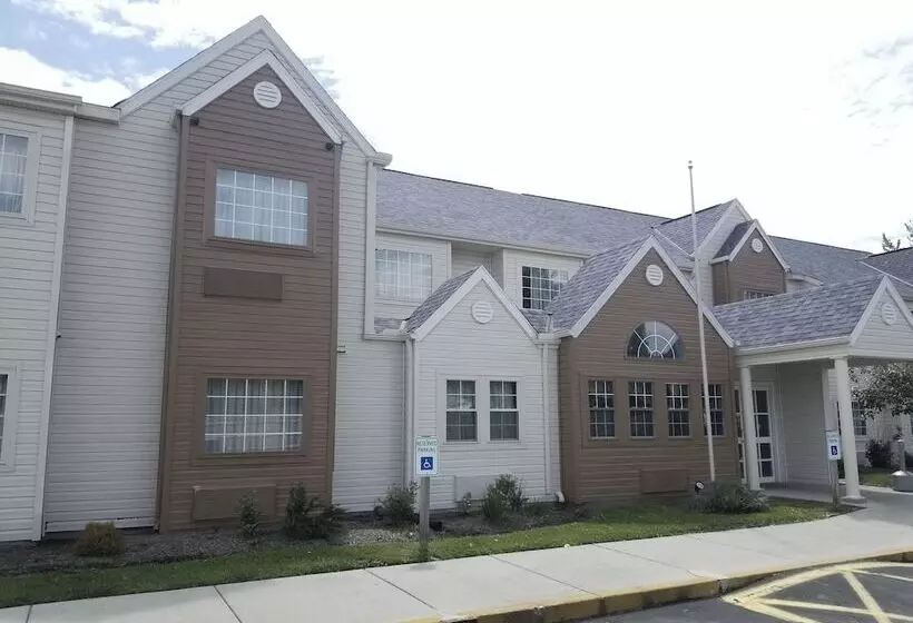 Microtel Inn & Suites By Wyndham Riverside