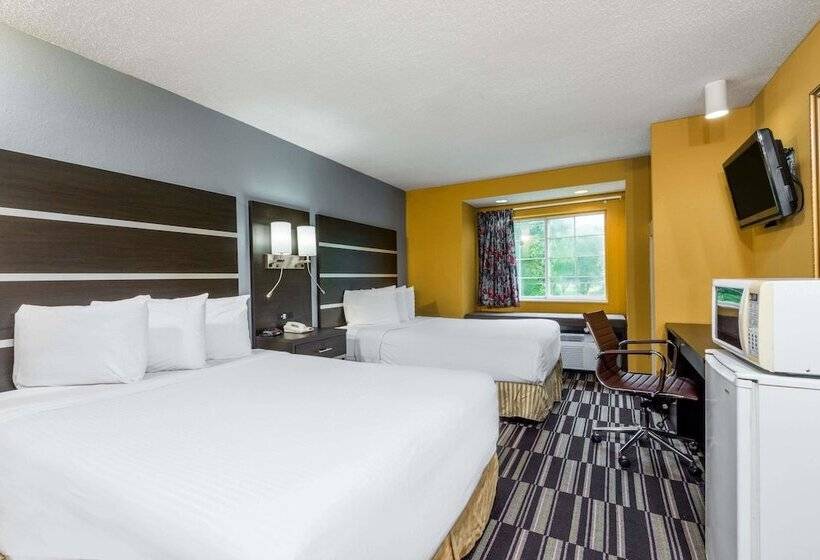 Microtel Inn & Suites By Wyndham Riverside