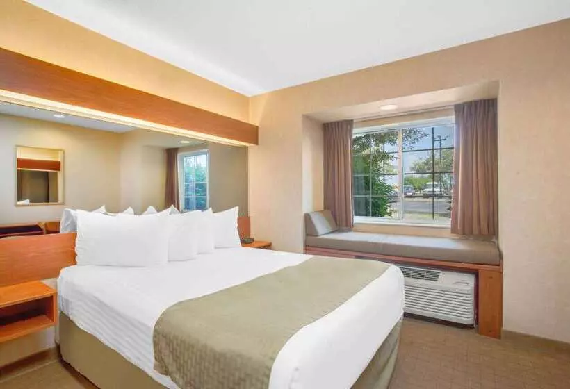 Microtel Inn & Suites Springville