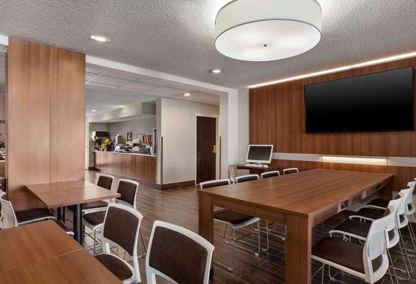 Microtel Inn & Suites By Wyndham