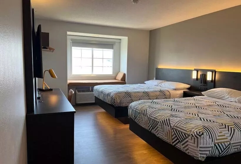 Motel 6 Indianapolis North