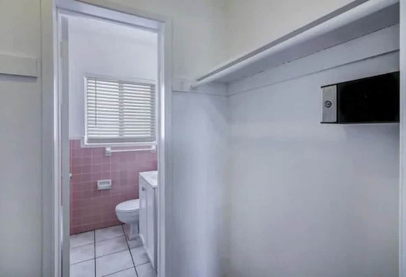 فندق على الطريق Blue Strawberry By The Sea