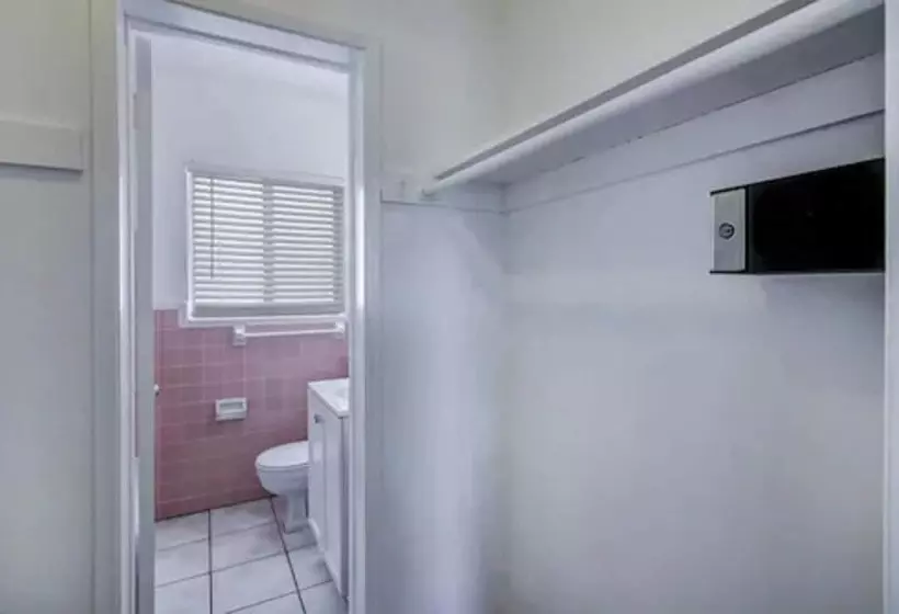 מוטל Blue Strawberry By The Sea