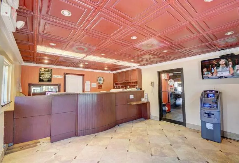 Plantation Inn Hotel And Lounge