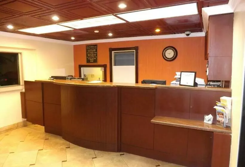 Plantation Inn Hotel And Lounge