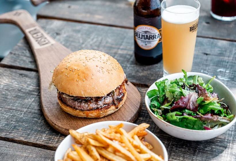 הוסטל Auberge Koskenia