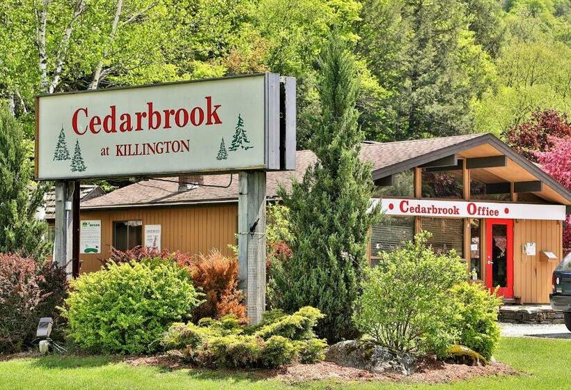 Cedarbrook Hotel Room W/2 Doubles 101