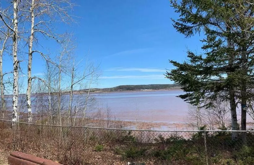 Fundy Rocks Motel