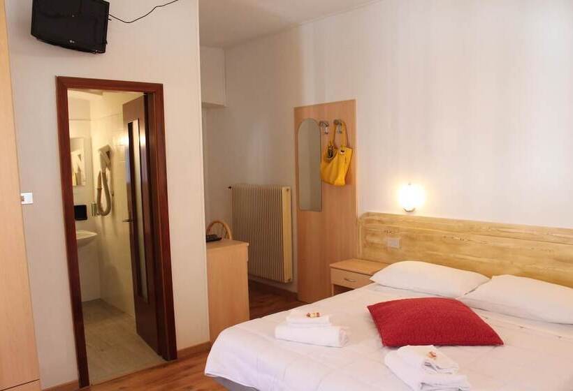 Hotel Albergo Varone