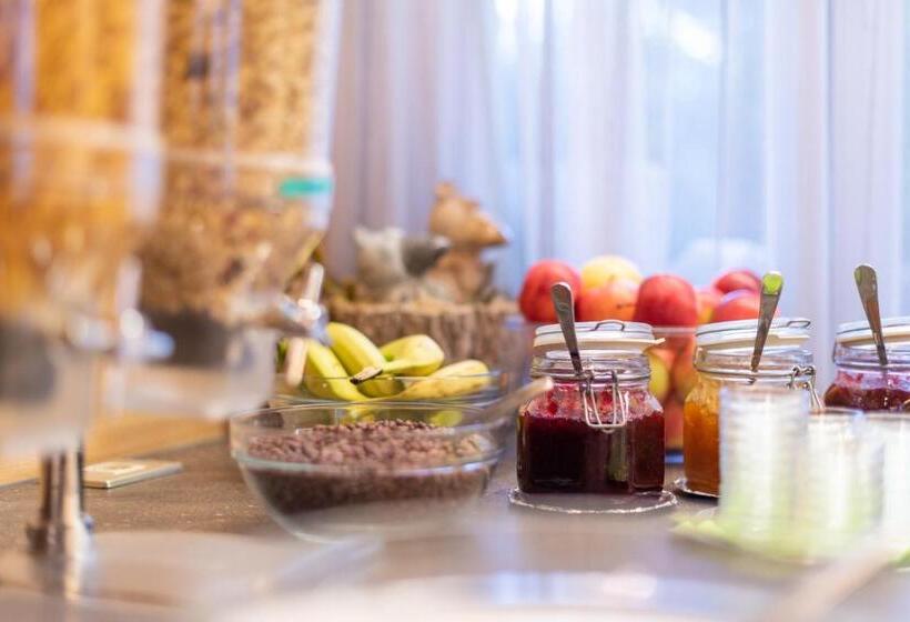 فندق B&b Garni Erika