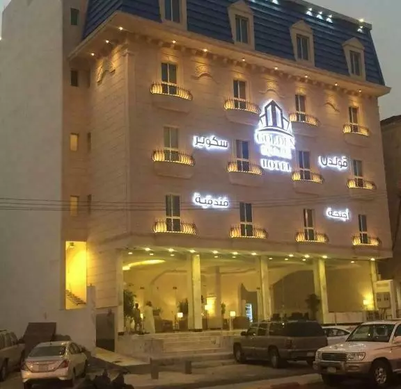 هتل Golden Square