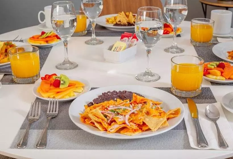 Tú Paraiso Privado  Lahun Suites Playa Del Carmen