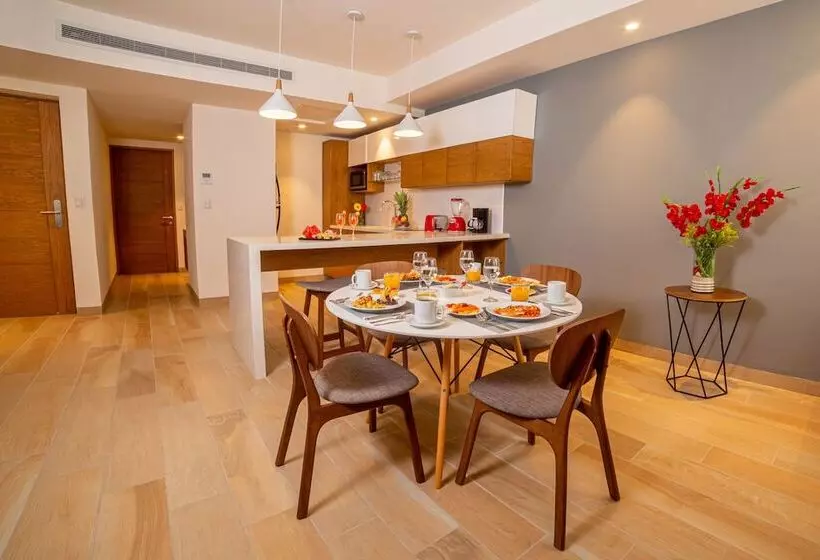 Tú Paraiso Privado  Lahun Suites Playa Del Carmen