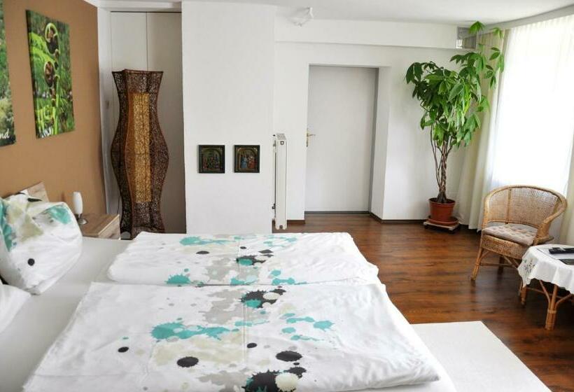 بنسيون Gästehaus Wachau