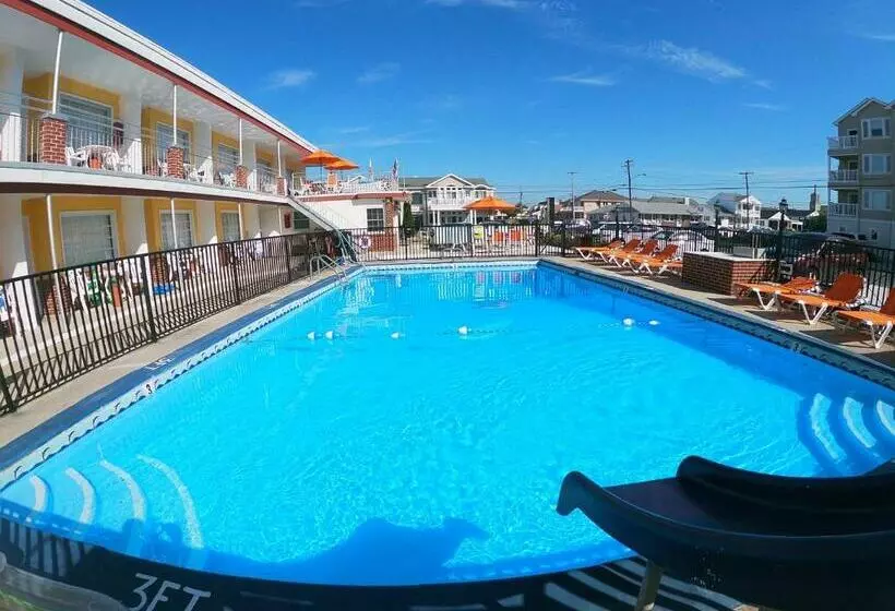 Sea Chest Motel