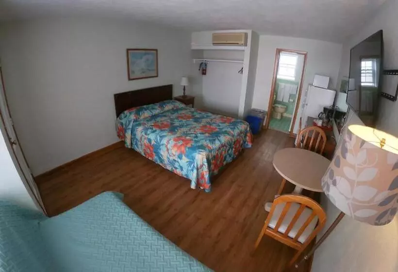 Sea Chest Motel