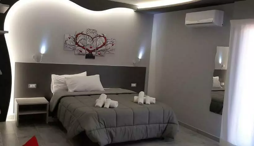 ベッドアンドブレックファースト Donjon Suite Centro Storico