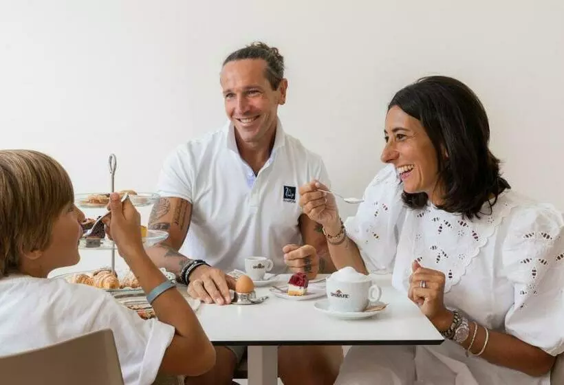 Hotelli Garnì Villa Magnolia