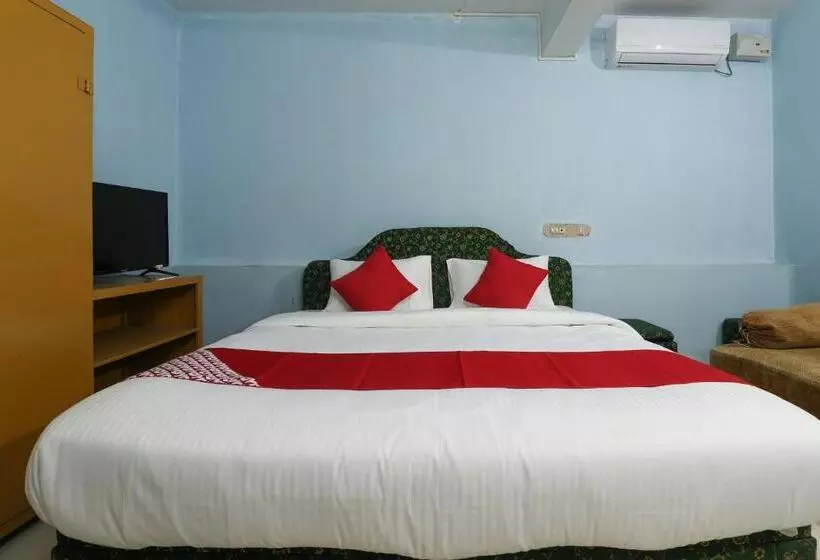 ホテル O Sandhra Apartments