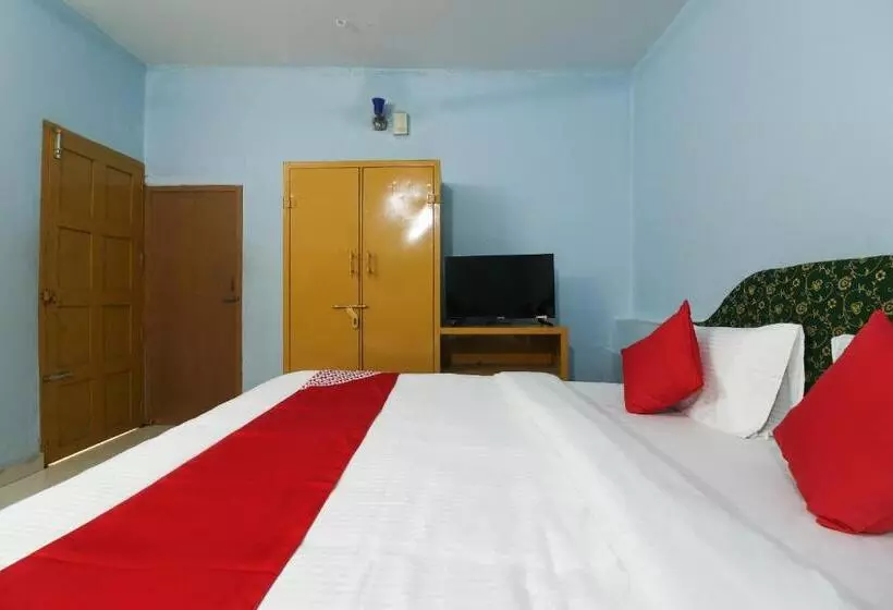 ホテル O Sandhra Apartments