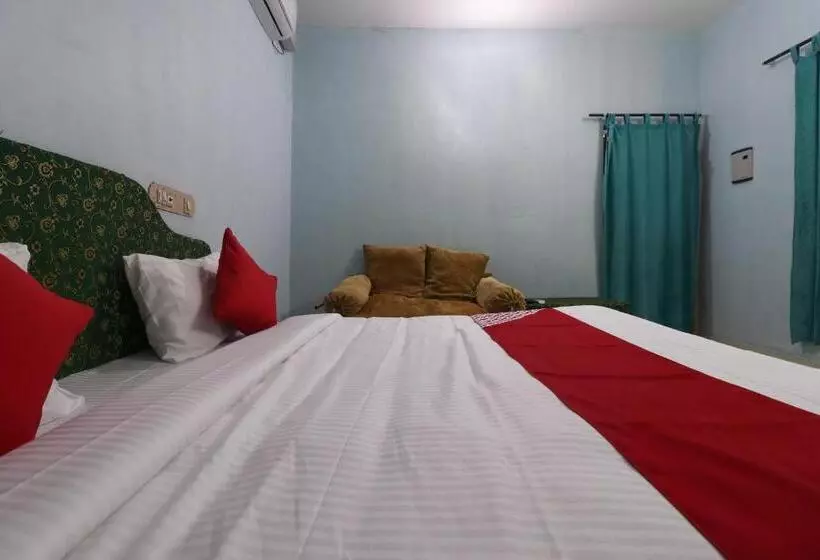 ホテル O Sandhra Apartments