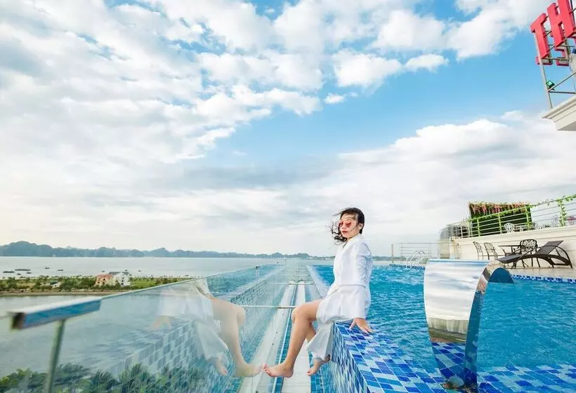 هتل Thai Son Luxury
