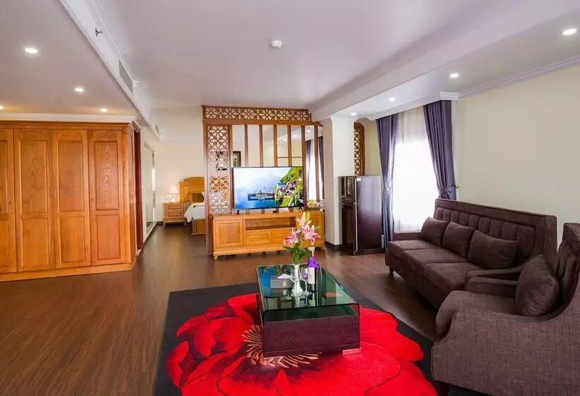 هتل Thai Son Luxury