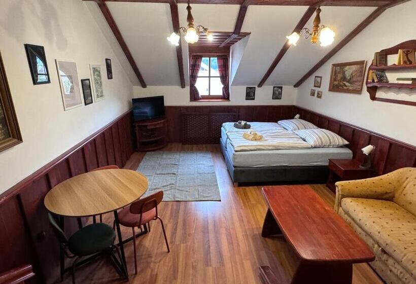 Pensão Penzión Grand, Self Check In