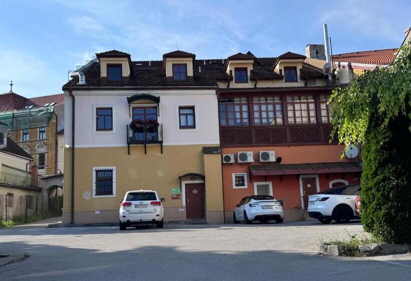 Pensão Penzión Grand, Self Check In